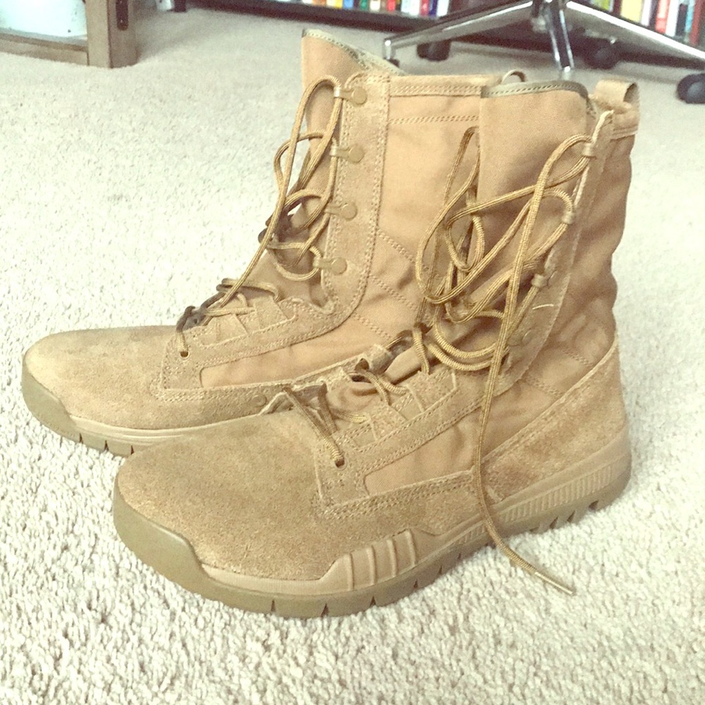 Nike SFB2 Combat Boots